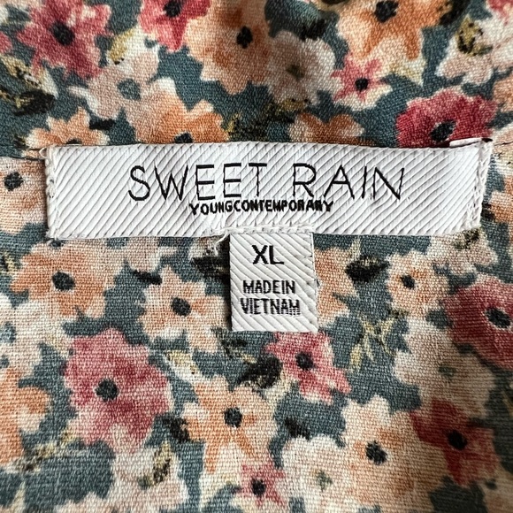 Sweet Rain blouse - Picture 3 of 6